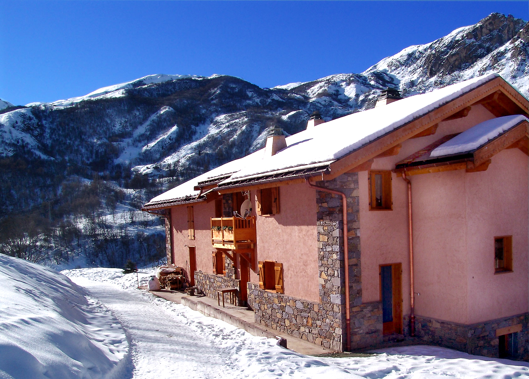 Chalet Mimosa